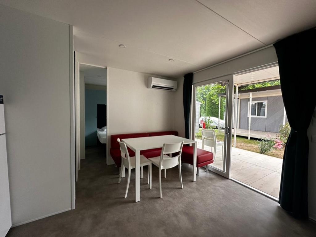 Eurocampingpacengo Hotel Lazise Exterior photo